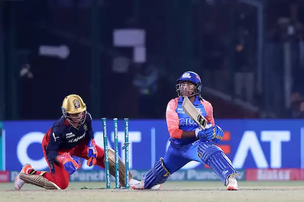 mi-fell-short-by-five-runs.