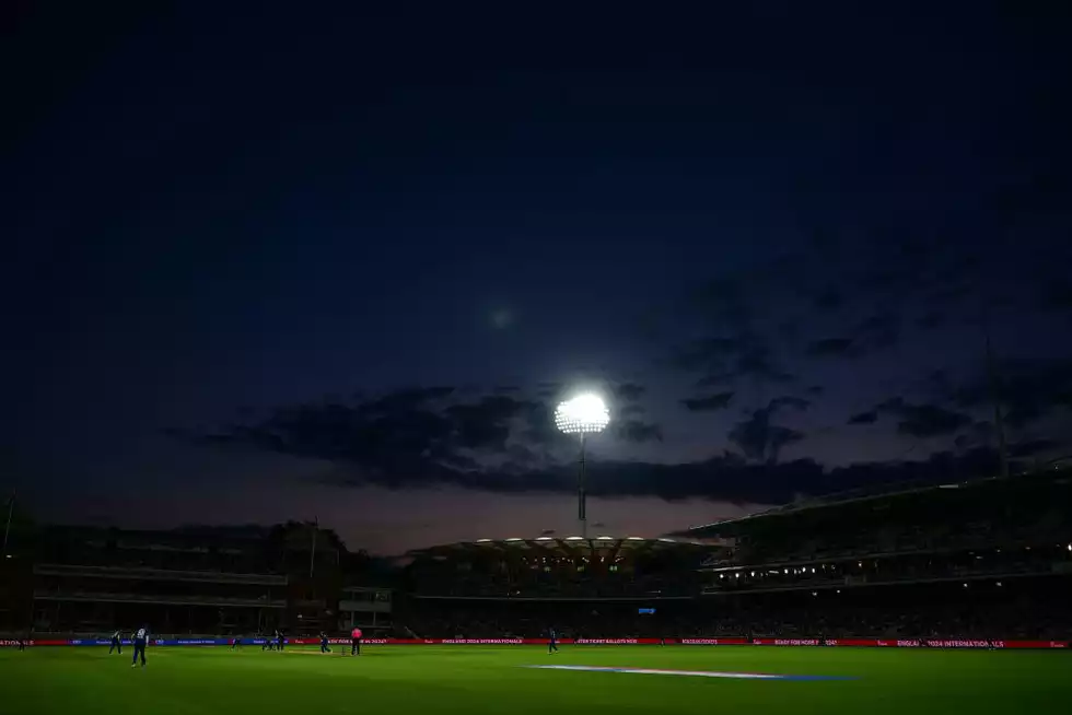IPL's shadow